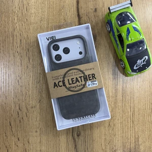 Ace leather mag safe