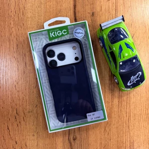 Kigs leather case