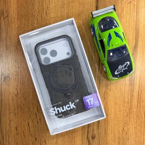 Joucase + mag safe holder