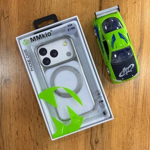 Slim matte case + mag safe holder