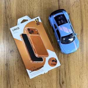 Uniq LifePro Xtreme (tpu)