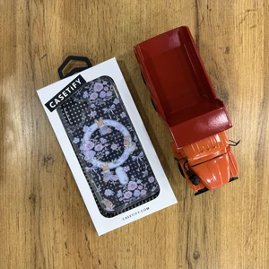 Flower case + mag safe
