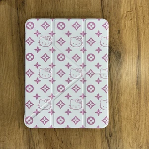 Louis Vuitton case for Ipad A16