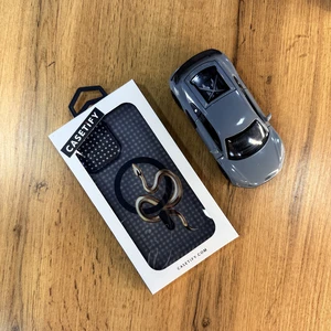 Gold snake case for 16 pro max