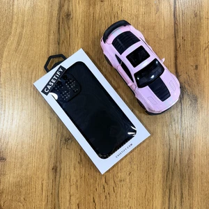 carbon case резиновый на 16 pro
