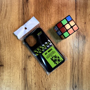 Off-White case на 15 pro max